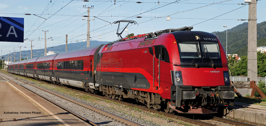 H0 AC Zugset Railjet Rh1216 + 3 Wagen &#214;BB V